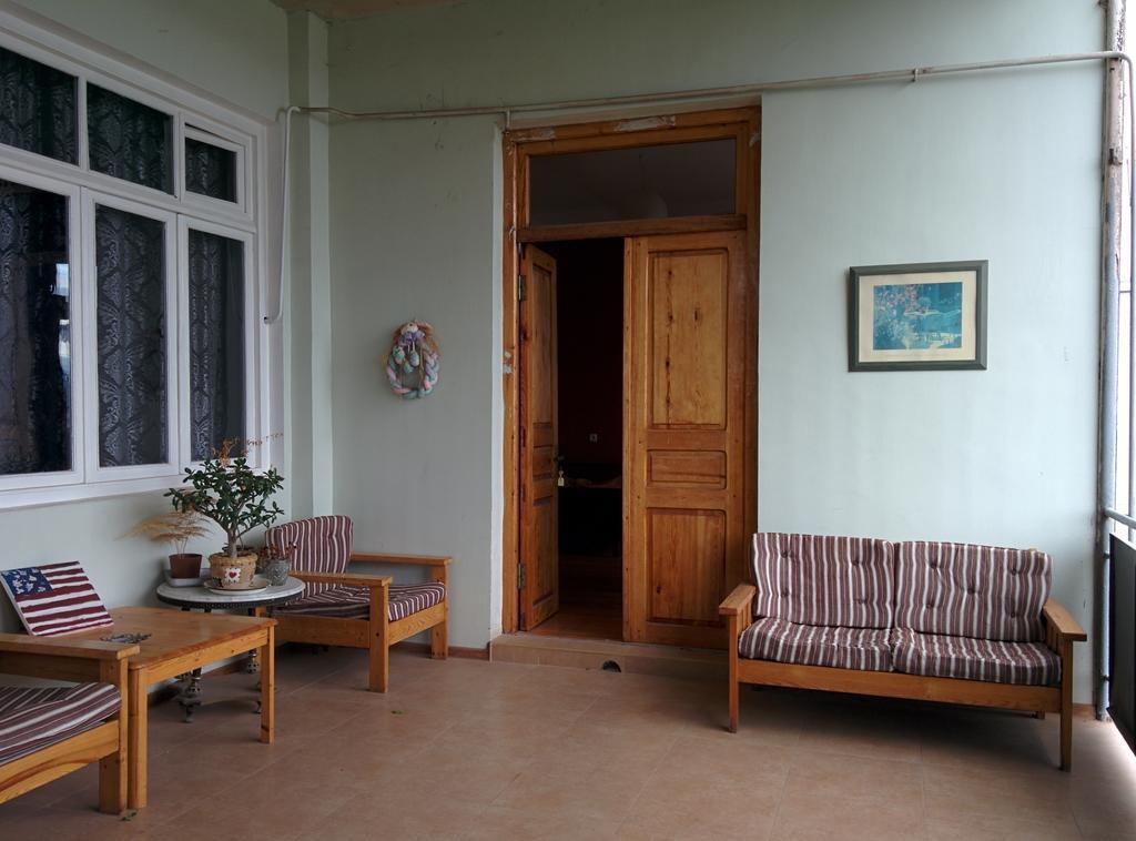 Guesthouse Natali Τελάβι Δωμάτιο φωτογραφία